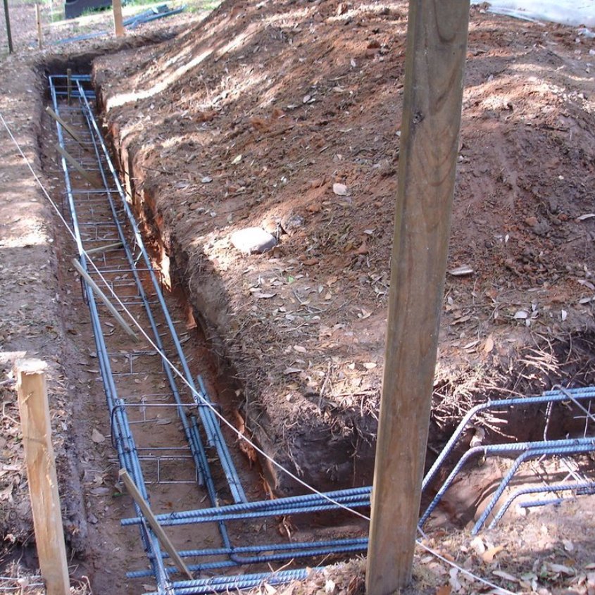 Reinforcement of foundations